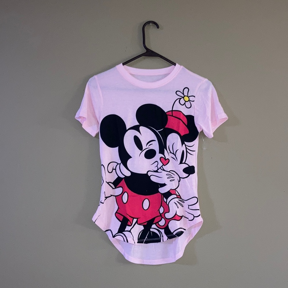 NWOT Mickey and Minnie Mouse Disney T Shirt